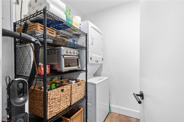 3912 Whispering Oaks Pl Apt 101, Virginia Beach, VA 23455