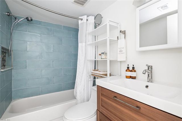 3912 Whispering Oaks Pl Apt 101, Virginia Beach, VA 23455