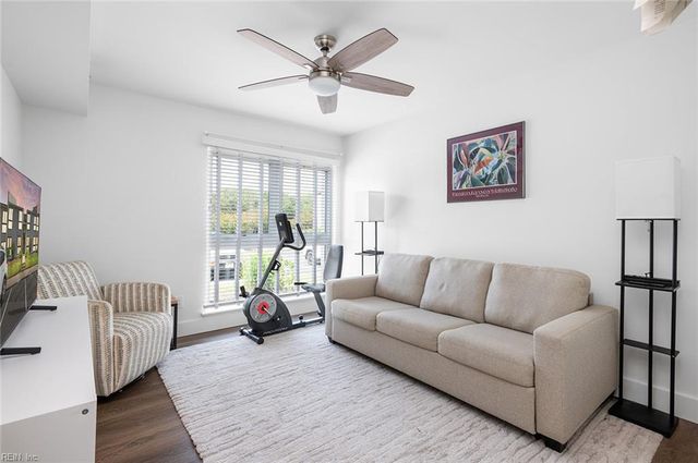 3912 Whispering Oaks Pl Apt 101, Virginia Beach, VA 23455