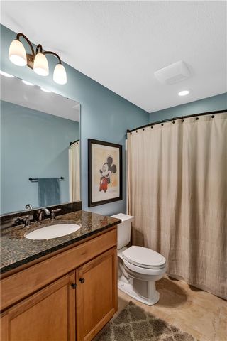 709 Crosswinds Dr, Peters Twp, PA 15317