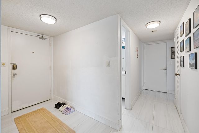 1200 Hibiscus Avenue 201, Pompano Beach, FL 33062
