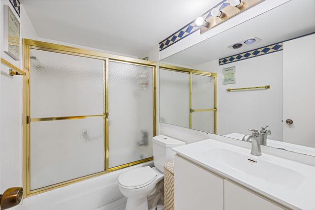 1200 Hibiscus Avenue 201, Pompano Beach, FL 33062