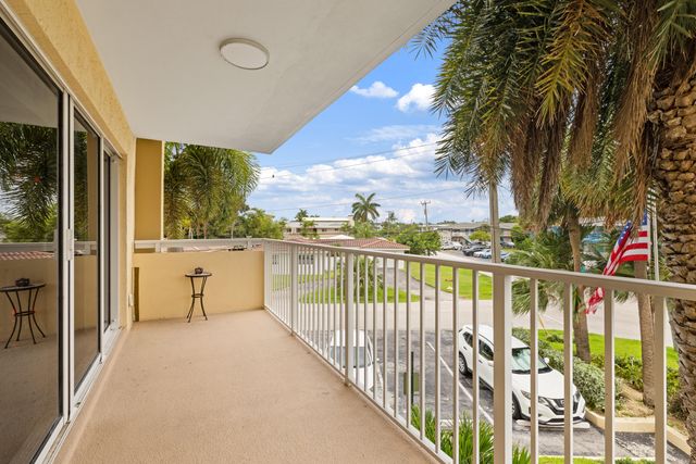 1200 Hibiscus Avenue 201, Pompano Beach, FL 33062