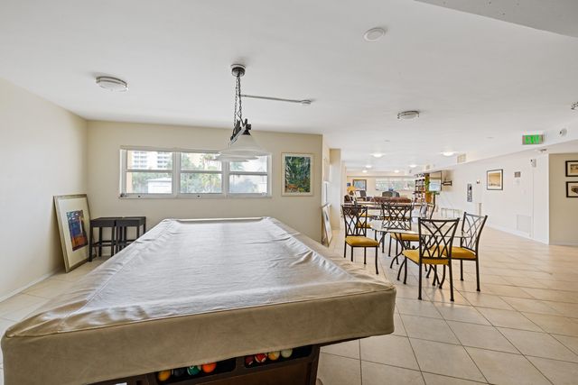 1200 Hibiscus Avenue 201, Pompano Beach, FL 33062