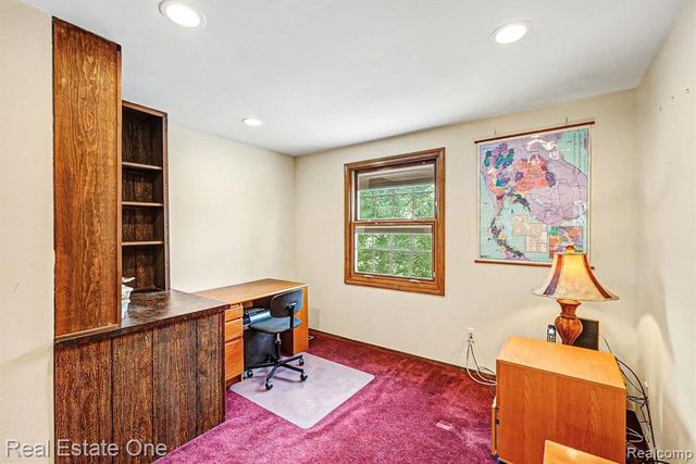 2141 Michele Drive, Troy, MI 48085