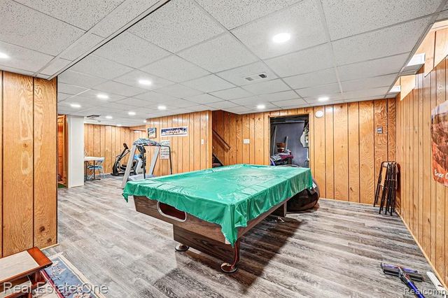 2141 Michele Drive, Troy, MI 48085