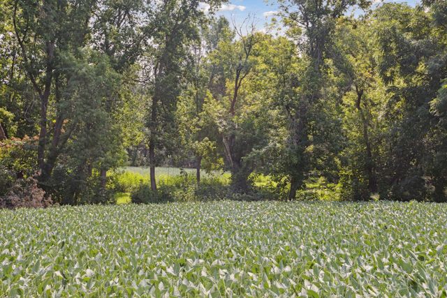 24x3 Holy Name Drive, Medina, MN 55340