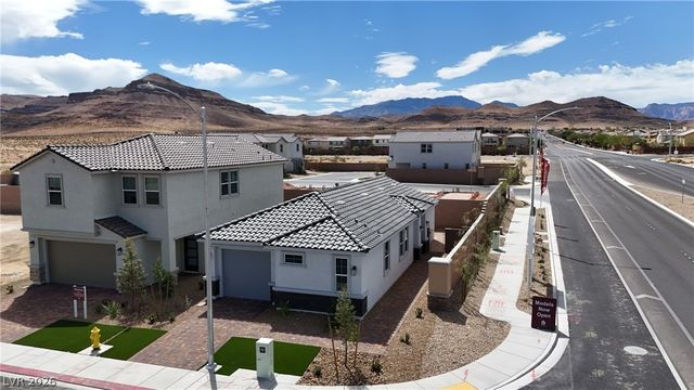 10507 South Lisa Lane, Las Vegas, NV 89179