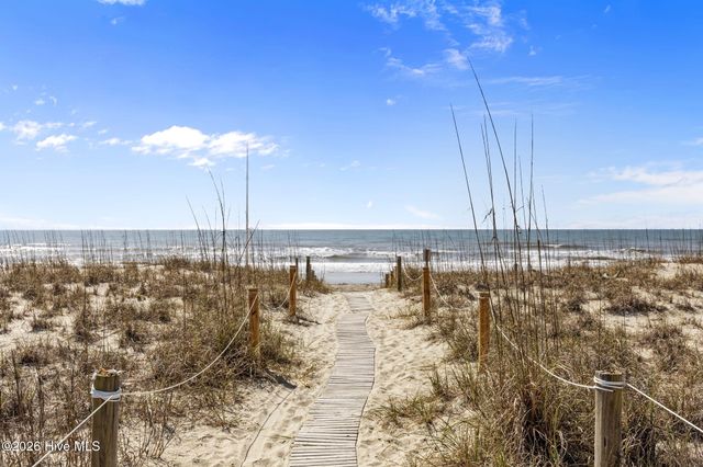 9100 Reed Drive 4106, Emerald Isle, NC 28594