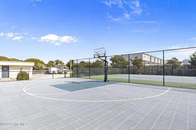 9100 Reed Drive 4106, Emerald Isle, NC 28594