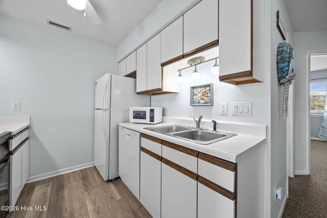 9100 Reed Drive 4106, Emerald Isle, NC 28594