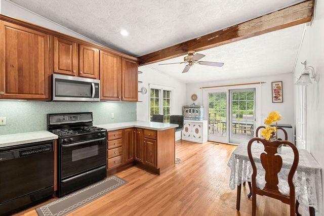 5 Main St, Acton, MA 01720