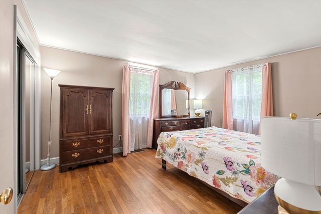 5 Main St, Acton, MA 01720