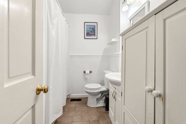 5 Main St, Acton, MA 01720