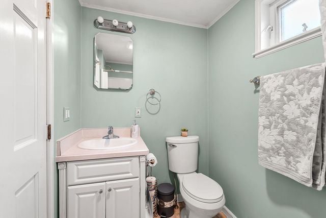 5 Main St, Acton, MA 01720