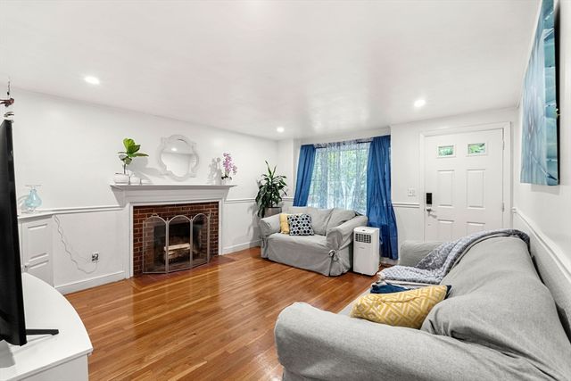 5 Main St, Acton, MA 01720