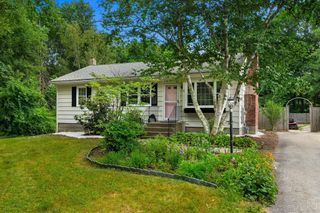 5 Main St, Acton, MA 01720