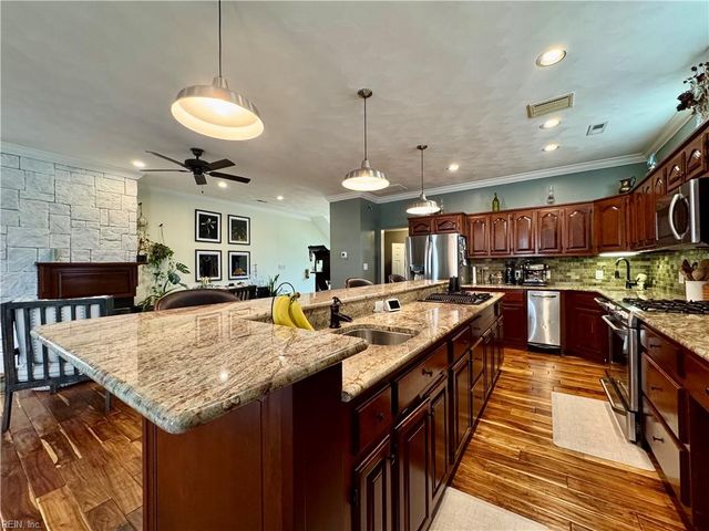 530 Hampton PL, Portsmouth, VA 23704