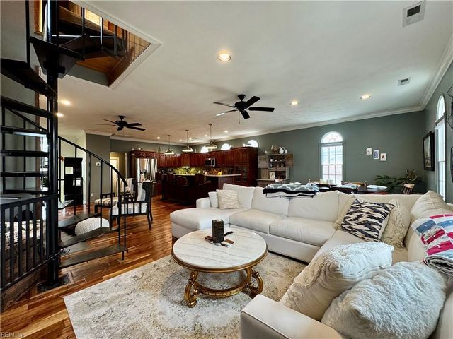 530 Hampton PL, Portsmouth, VA 23704