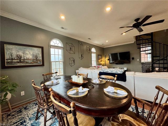 530 Hampton PL, Portsmouth, VA 23704