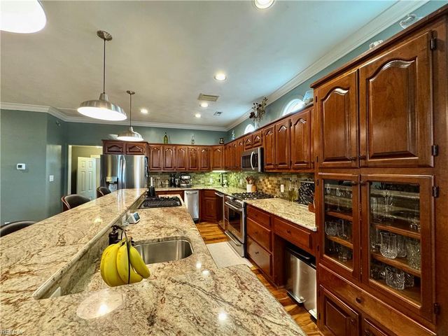 530 Hampton PL, Portsmouth, VA 23704