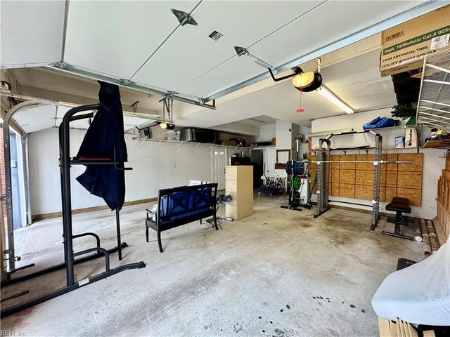 530 Hampton PL, Portsmouth, VA 23704