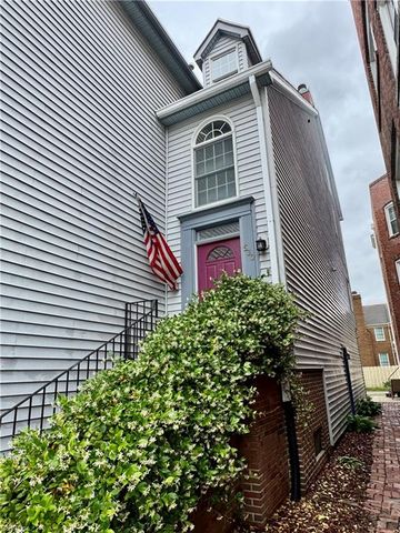 530 Hampton PL, Portsmouth, VA 23704