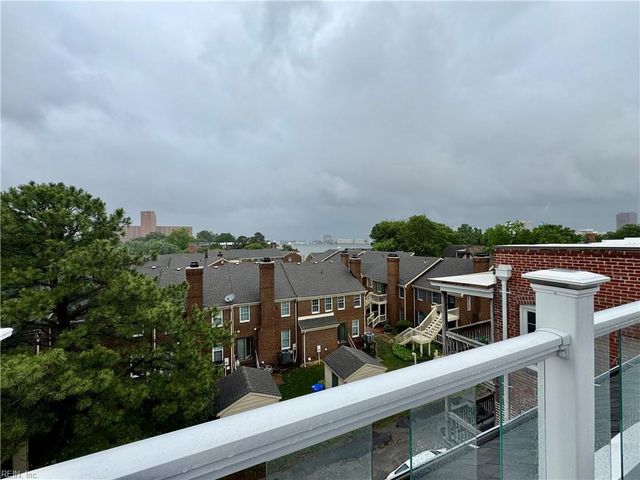 530 Hampton PL, Portsmouth, VA 23704