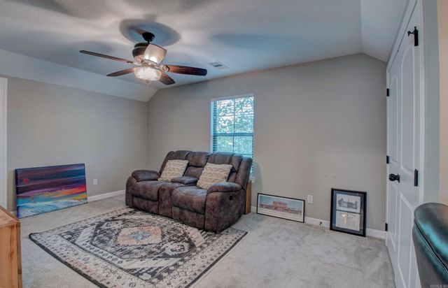 12617 Coulter Lake Rd Road, Mabelvale, AR 72103