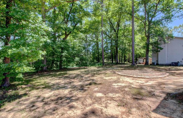 12617 Coulter Lake Rd Road, Mabelvale, AR 72103