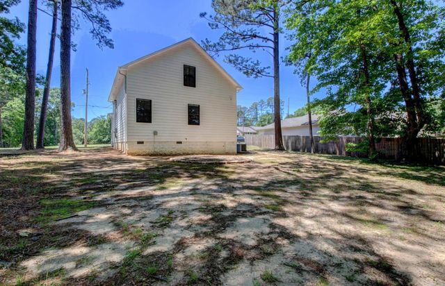12617 Coulter Lake Rd Road, Mabelvale, AR 72103