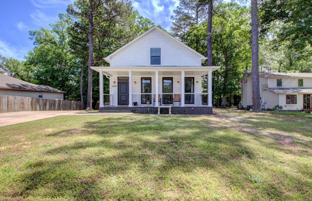 12617 Coulter Lake Rd Road, Mabelvale, AR 72103