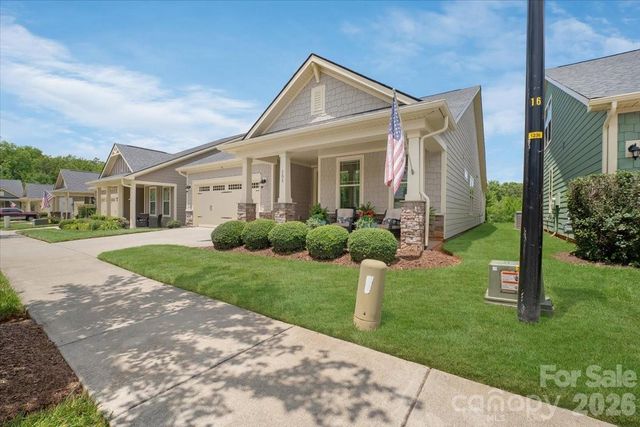 151 Johnson Manor Street, Mooresville, NC 28115