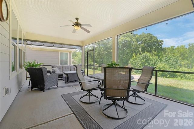 151 Johnson Manor Street, Mooresville, NC 28115