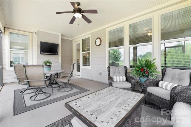 151 Johnson Manor Street, Mooresville, NC 28115