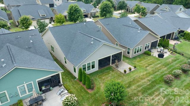 151 Johnson Manor Street, Mooresville, NC 28115