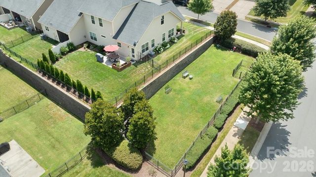 151 Johnson Manor Street, Mooresville, NC 28115