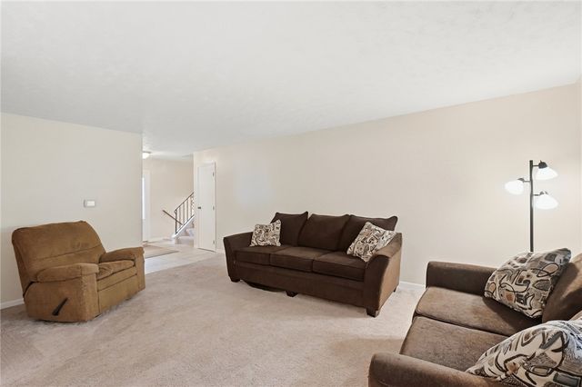 8919 Deep Forest Lane, Centerville, OH 45458
