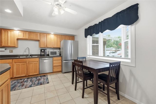 8919 Deep Forest Lane, Centerville, OH 45458