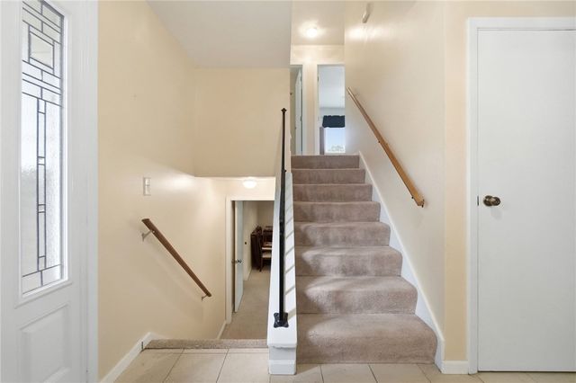 8919 Deep Forest Lane, Centerville, OH 45458