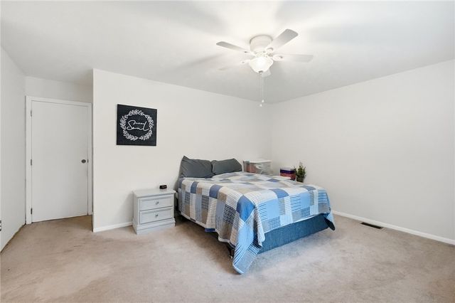 8919 Deep Forest Lane, Centerville, OH 45458