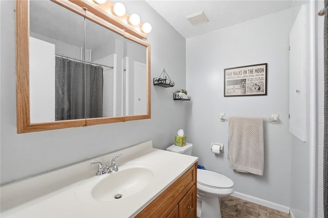 8919 Deep Forest Lane, Centerville, OH 45458