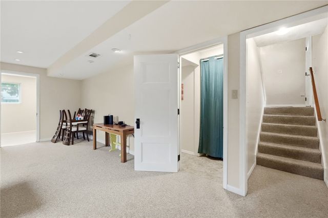 8919 Deep Forest Lane, Centerville, OH 45458