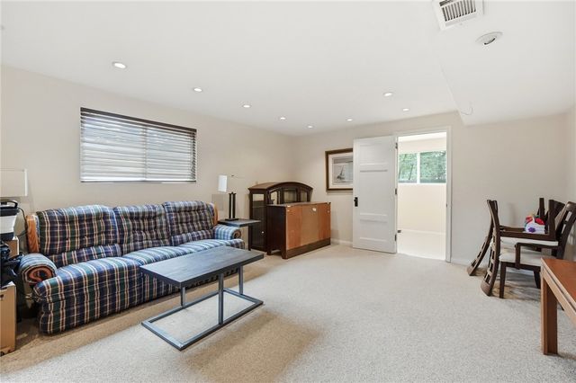 8919 Deep Forest Lane, Centerville, OH 45458