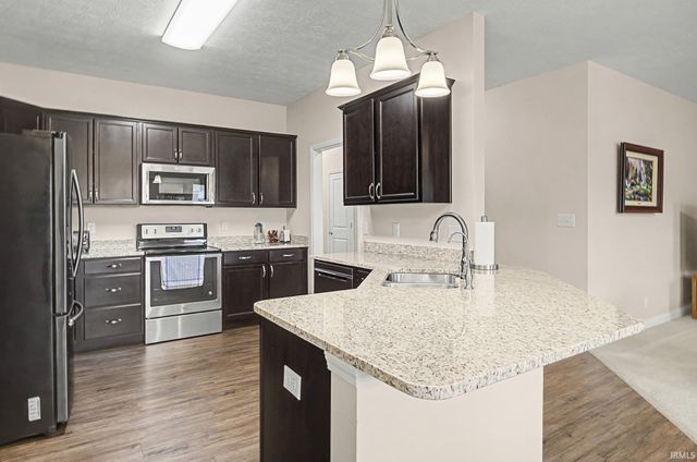 962 Kingrail Drive, West Lafayette, IN 47906