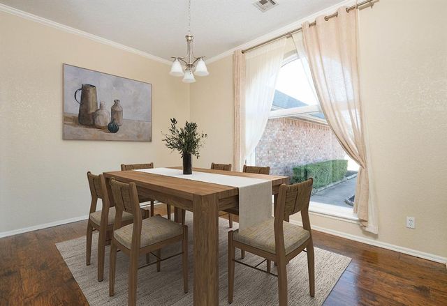 900 S Spring Lane, Blanchard, OK 73010