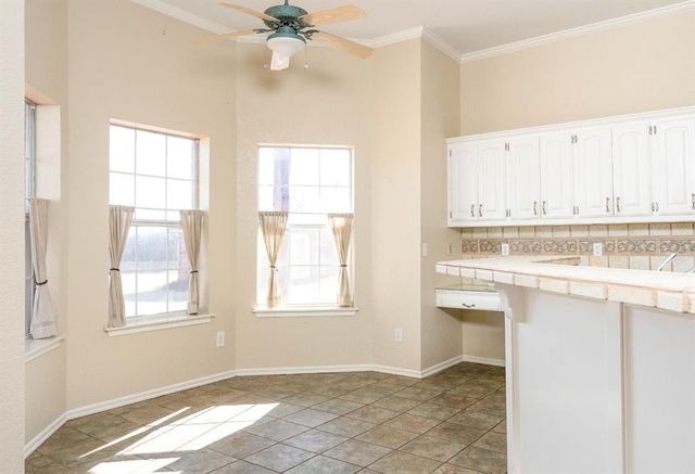 900 S Spring Lane, Blanchard, OK 73010