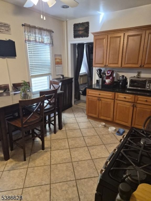 108 S 8Th St, Newark City, NJ 07107