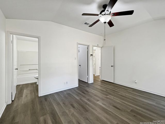 1222 Bobcat Pass, San Antonio, TX 78251