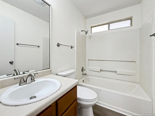 1222 Bobcat Pass, San Antonio, TX 78251